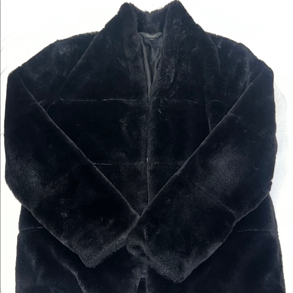 Simply Vera by Vera Wang Black Faux Fur Coat